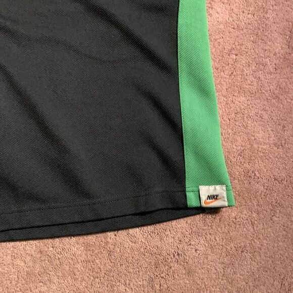 Y2K Nike Green and Black Shorts - Picture 4 of 4